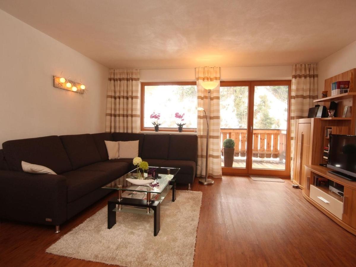 Boutique Apartment In Brixen With Mountain View Brixen im Thale Kültér fotó